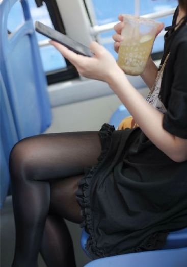 女人被两根一起进3p的动态图_720在线播放