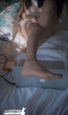 情人把舌头伸进我的下面_国产剧天堂在线