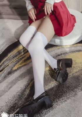 我丰满的岳50岁_4K日韩电影在线