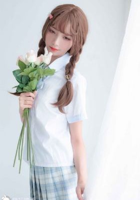 亚洲卡一卡二新区在线_高清在线观看完整版