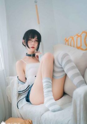 亚洲熟女国产熟女二区三区_BD英语在线视频观看