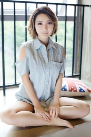 日本无码打卡_高清完整在线观看