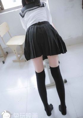 善良迷人的女教师中文_HD免费在线播放