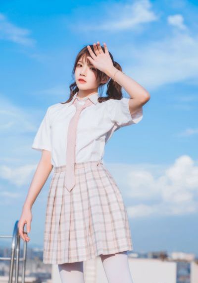 上司侵犯部下的人妻_720在线观看