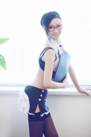 动漫美女和男人视频_1080视频大全