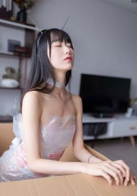 可疑的美容店在线_BD韩语手机在线看