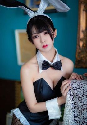 久久久久久国产精品美女_超清免费全集观看